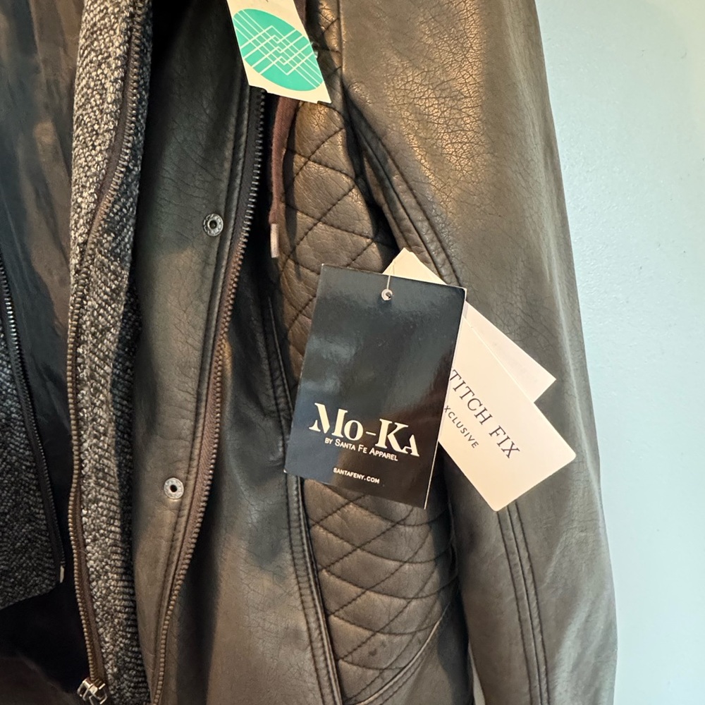 Mo-Ka Women's Black Leather Jacket with Gray Hood - Picture 3 of 7